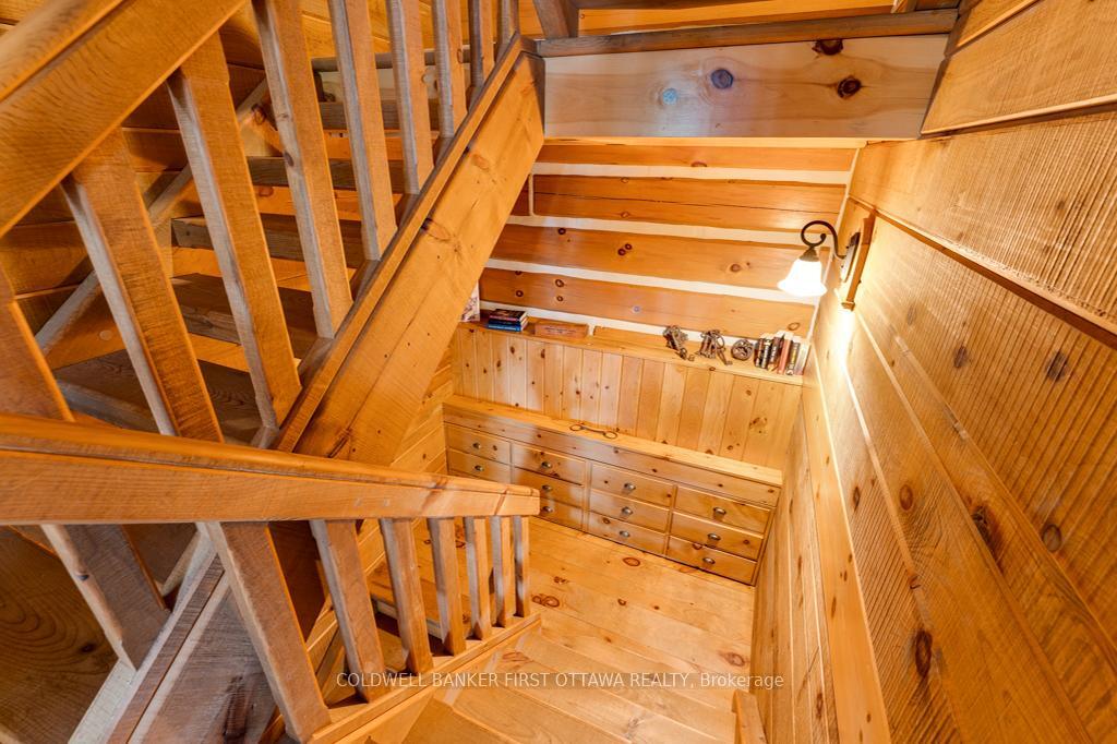 FRONTENAC, Ontario, K0H 2J0, CA, 3 Bedrooms Bedrooms, ,Residential,For Sale,1903665
