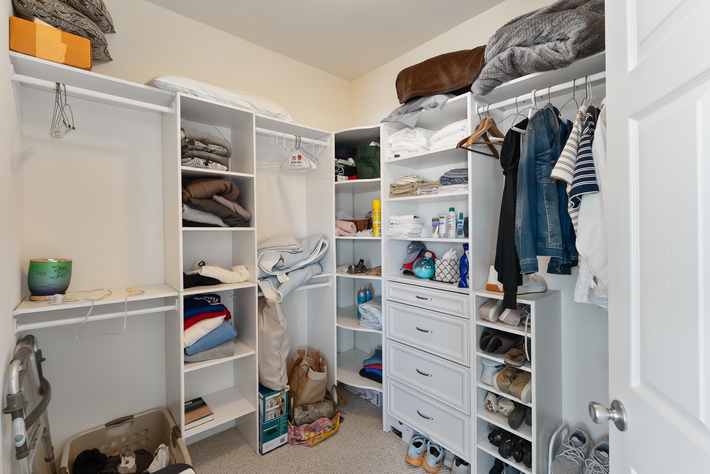 Wildwood, New Jersey, 08260, United States, 5 Bedrooms Bedrooms, ,3 BathroomsBathrooms,Residential,For Sale,1975823