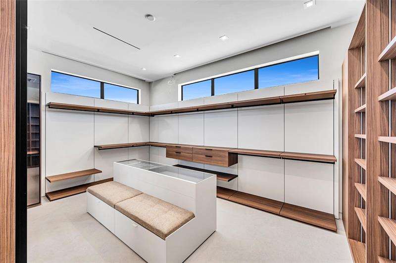 Fort Lauderdale, Florida, 33316, United States, 6 Bedrooms Bedrooms, ,8 BathroomsBathrooms,Residential,For Sale,1995601