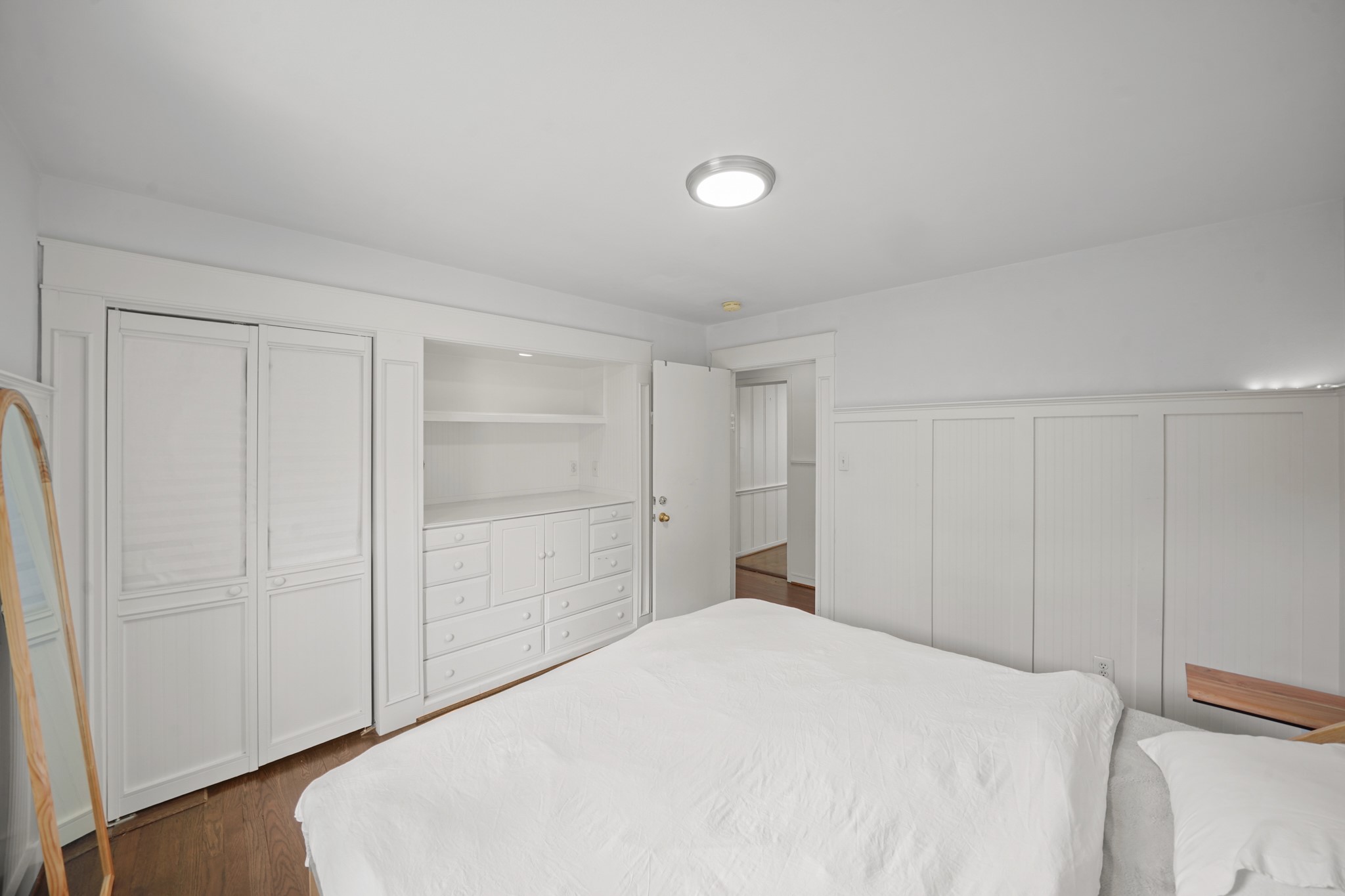 Bellaire, Texas, 77401, United States, 3 Bedrooms Bedrooms, ,2 BathroomsBathrooms,Residential,For Sale,1942222
