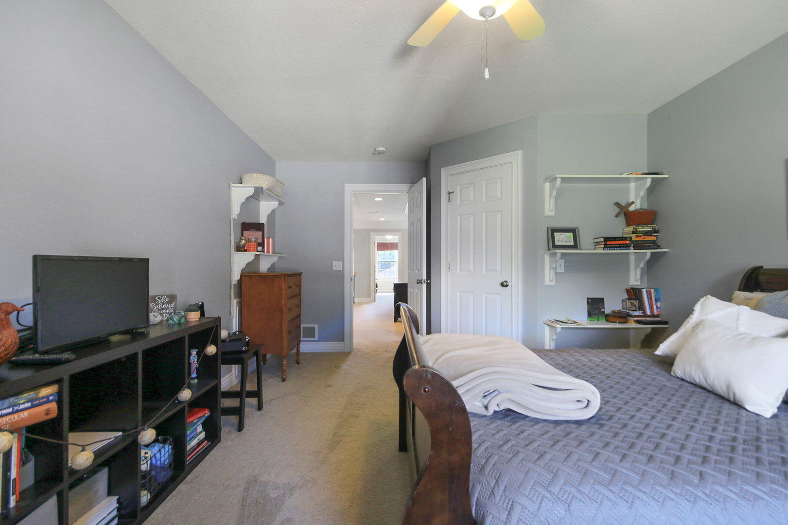 COLUMBIA, Missouri, 65203, United States, 5 Bedrooms Bedrooms, ,4 BathroomsBathrooms,Residential,For Sale,1983136