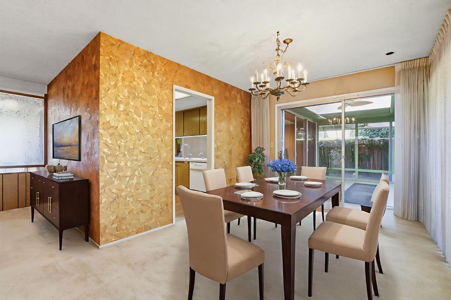 Sacramento, California, 95825, United States, 3 Bedrooms Bedrooms, ,2 BathroomsBathrooms,Residential,For Sale,1964772