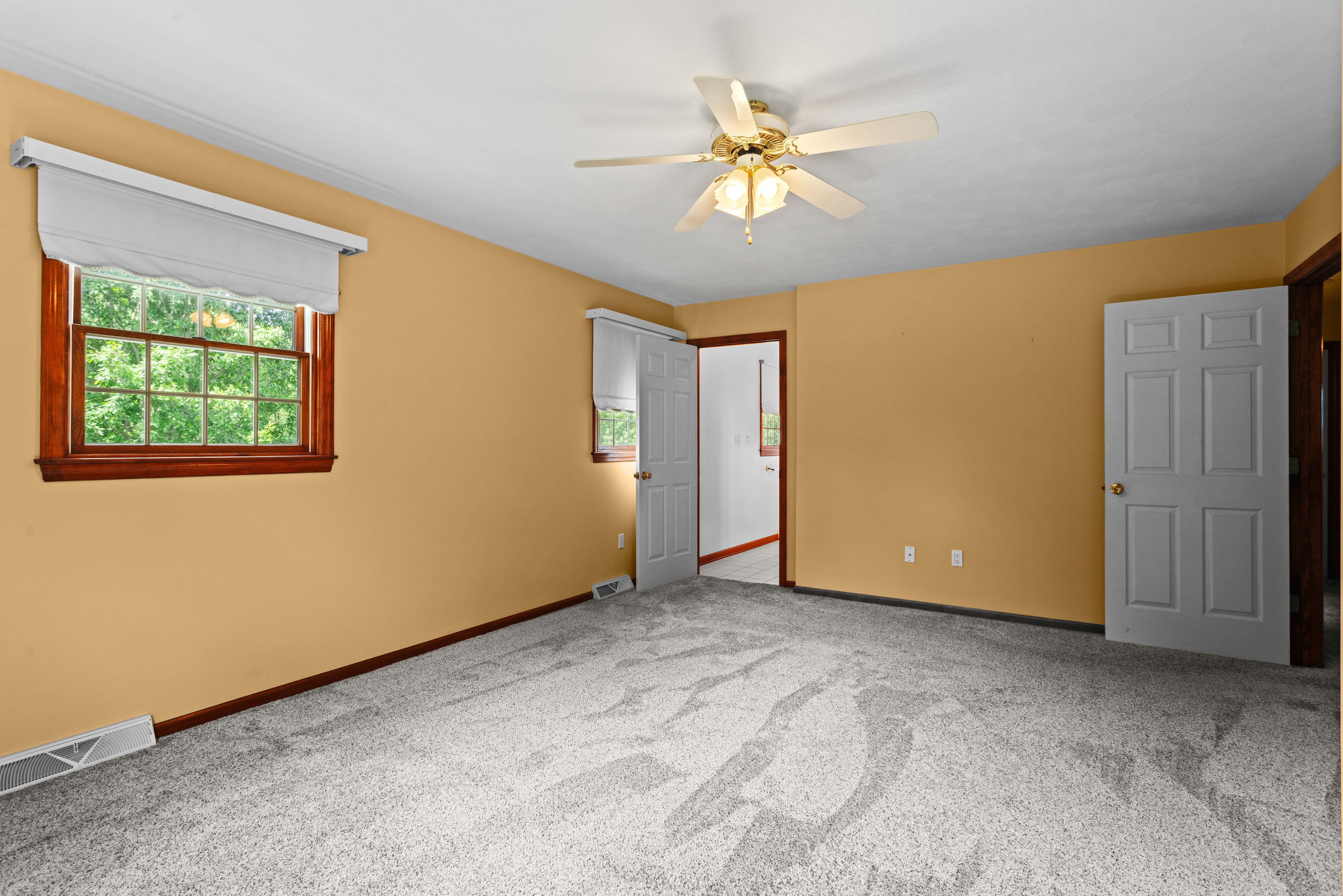  158 Sleepy Hollow Road, Greensburg, PA 15601 - 物件實景