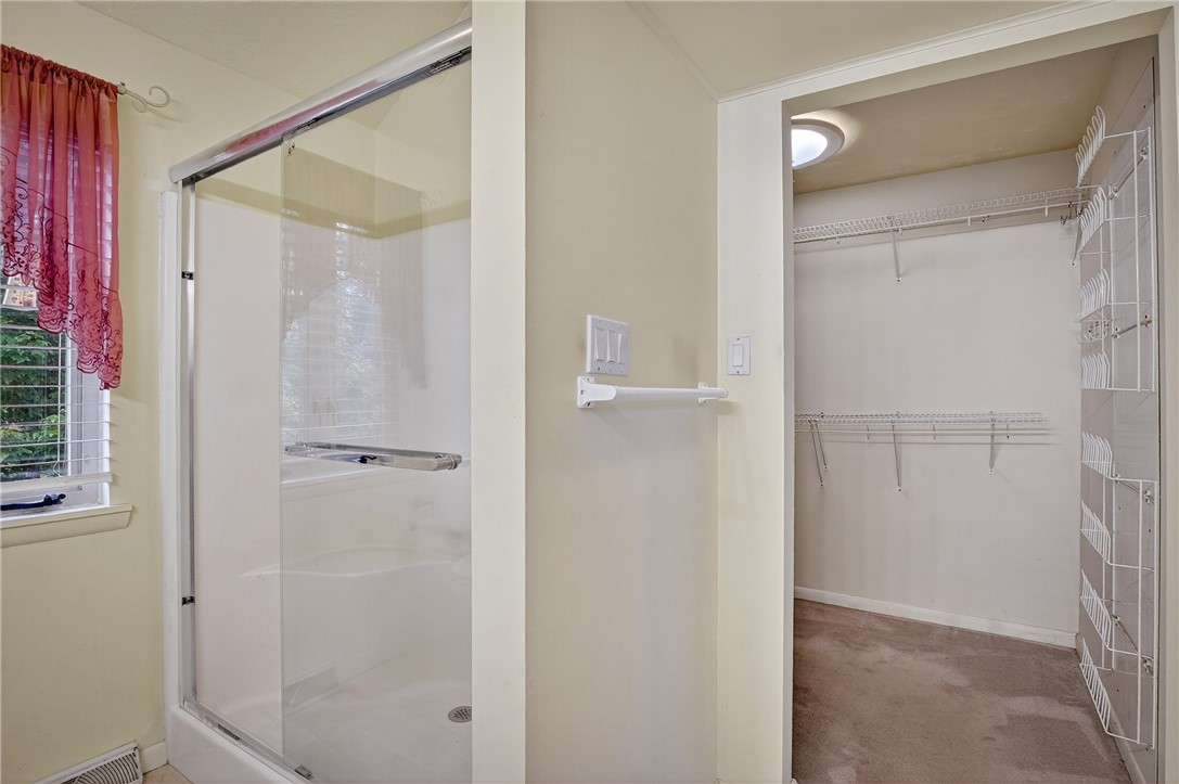 Cranberry Twp, Pennsylvania, 16066, United States, 3 Bedrooms Bedrooms, ,3 BathroomsBathrooms,Residential,For Sale,1932228