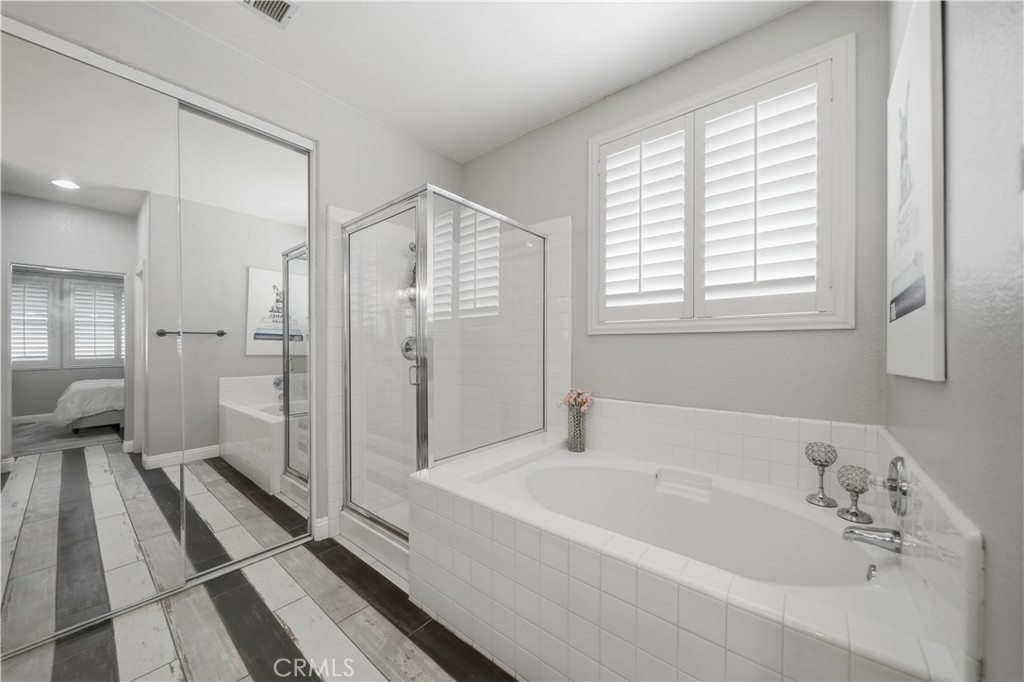 Murrieta, California, 92562, United States, 5 Bedrooms Bedrooms, ,4 BathroomsBathrooms,Residential,For Sale,2049135