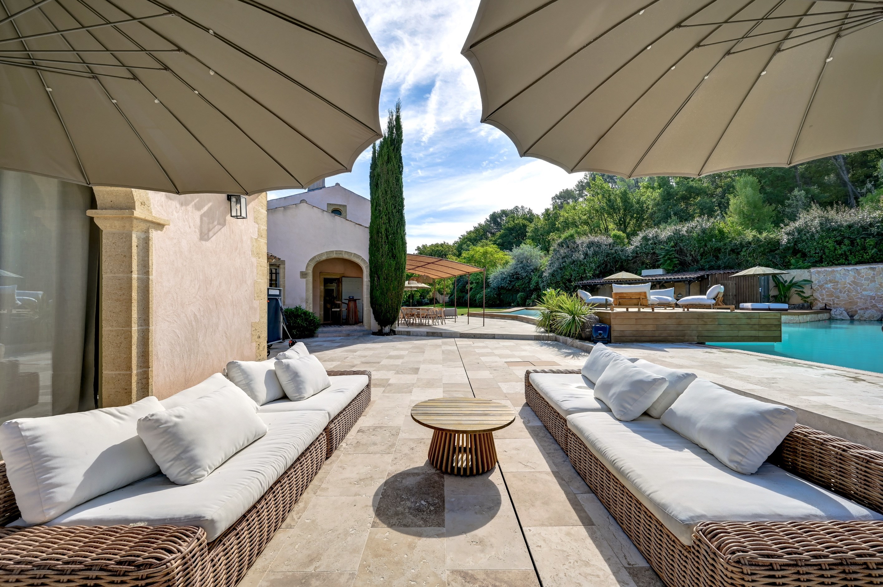  Refined Provençal Estate with Sainte-Victoire Views – Minutes from Aix-en-Prove… - 物件實景