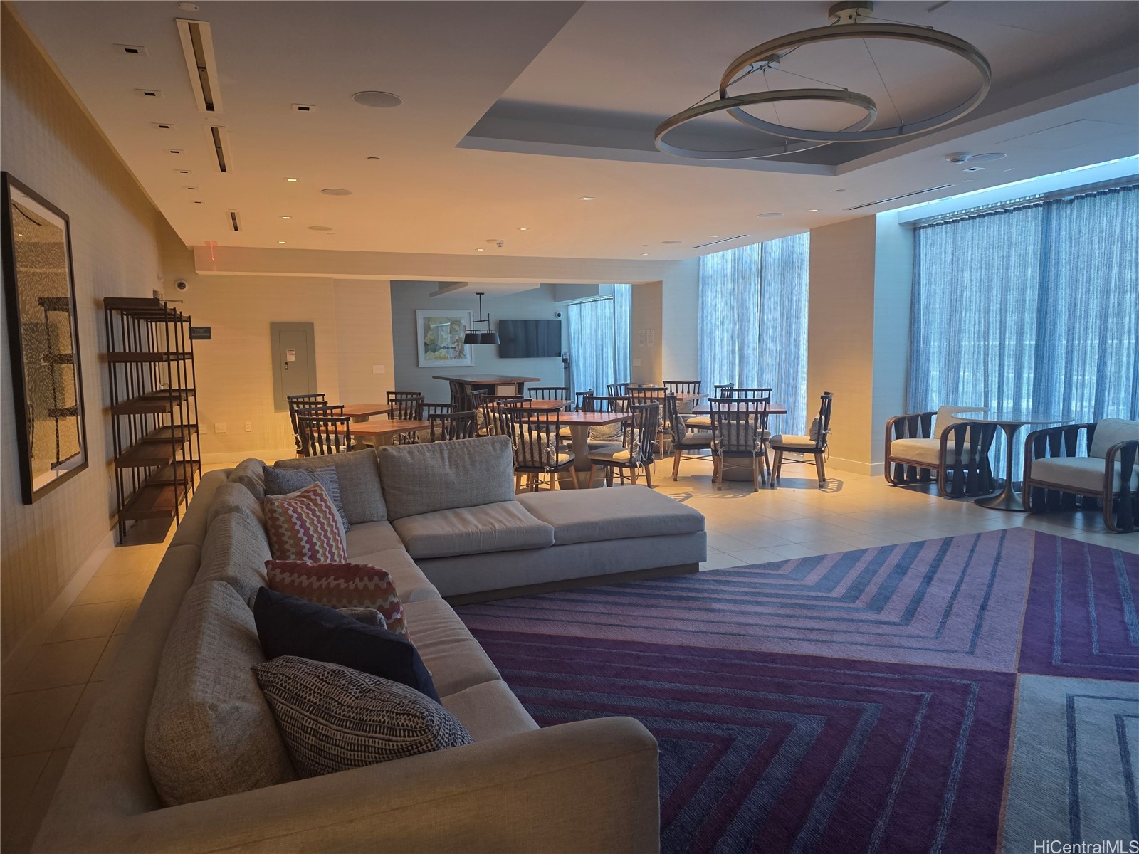 Honolulu, Hawaii, 96814, United States, 2 Bedrooms Bedrooms, ,2 BathroomsBathrooms,Residential,For Sale,1987813