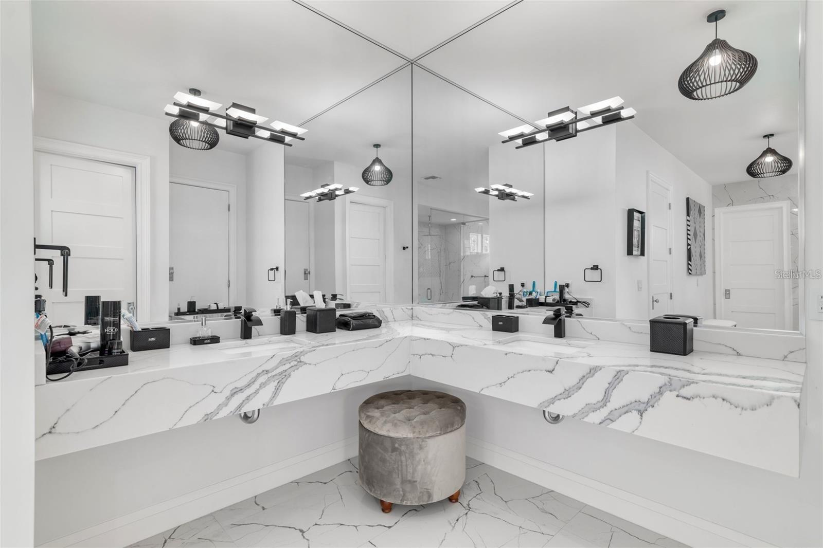 CELEBRATION, Florida, 34747, United States, 5 Bedrooms Bedrooms, ,6 BathroomsBathrooms,Residential,For Sale,1798269