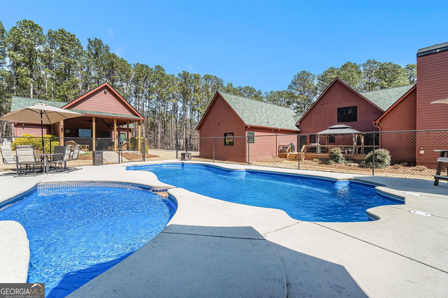 Jackson, Georgia, 30233, United States, 4 Bedrooms Bedrooms, ,4 BathroomsBathrooms,Residential,For Sale,1858944