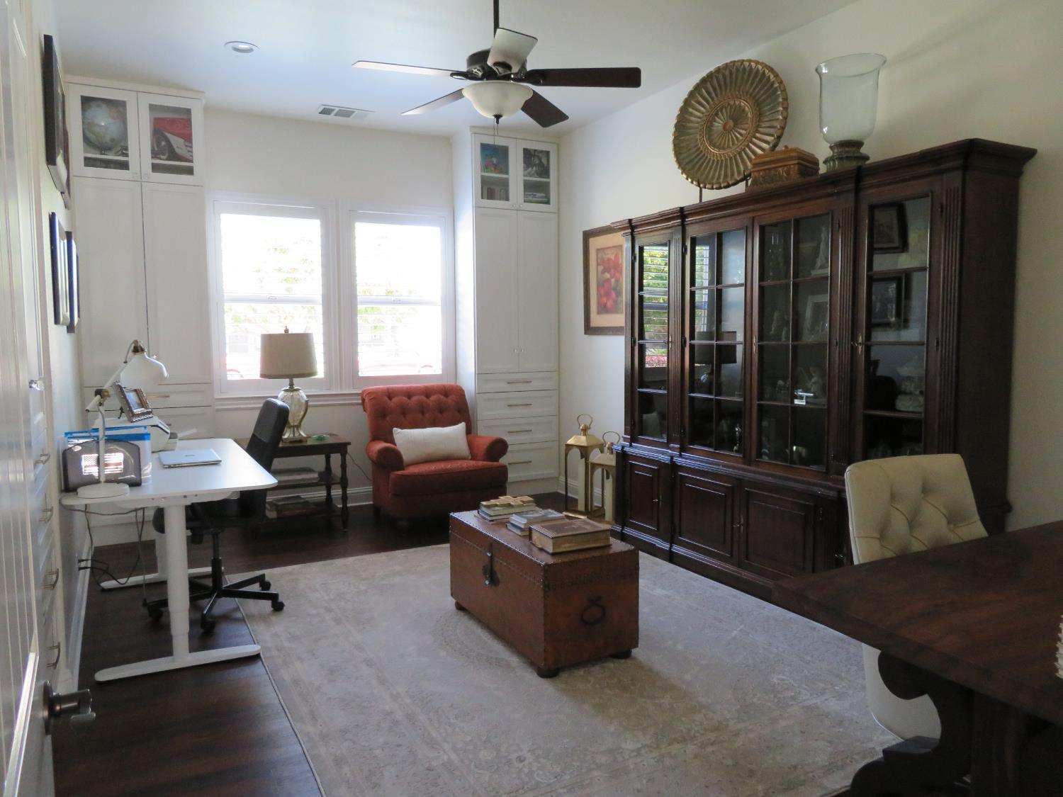 Oakdale, California, 95361, United States, 3 Bedrooms Bedrooms, ,4 BathroomsBathrooms,Residential,For Sale,1905843