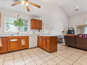 Bristol, Rhode Island, 02809, United States, 5 Bedrooms Bedrooms, ,5 BathroomsBathrooms,Residential,For Sale,1922000