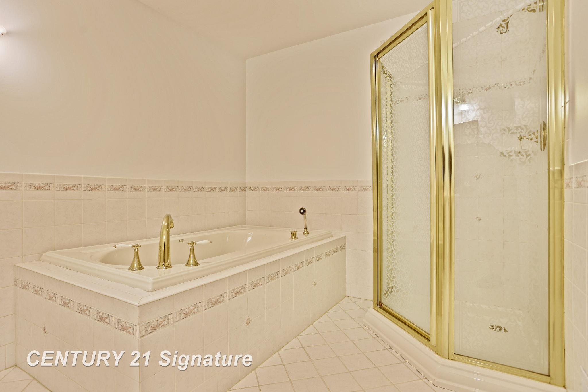 Chesaning, Michigan, 48616, United States, 4 Bedrooms Bedrooms, ,3 BathroomsBathrooms,Residential,For Sale,1980512