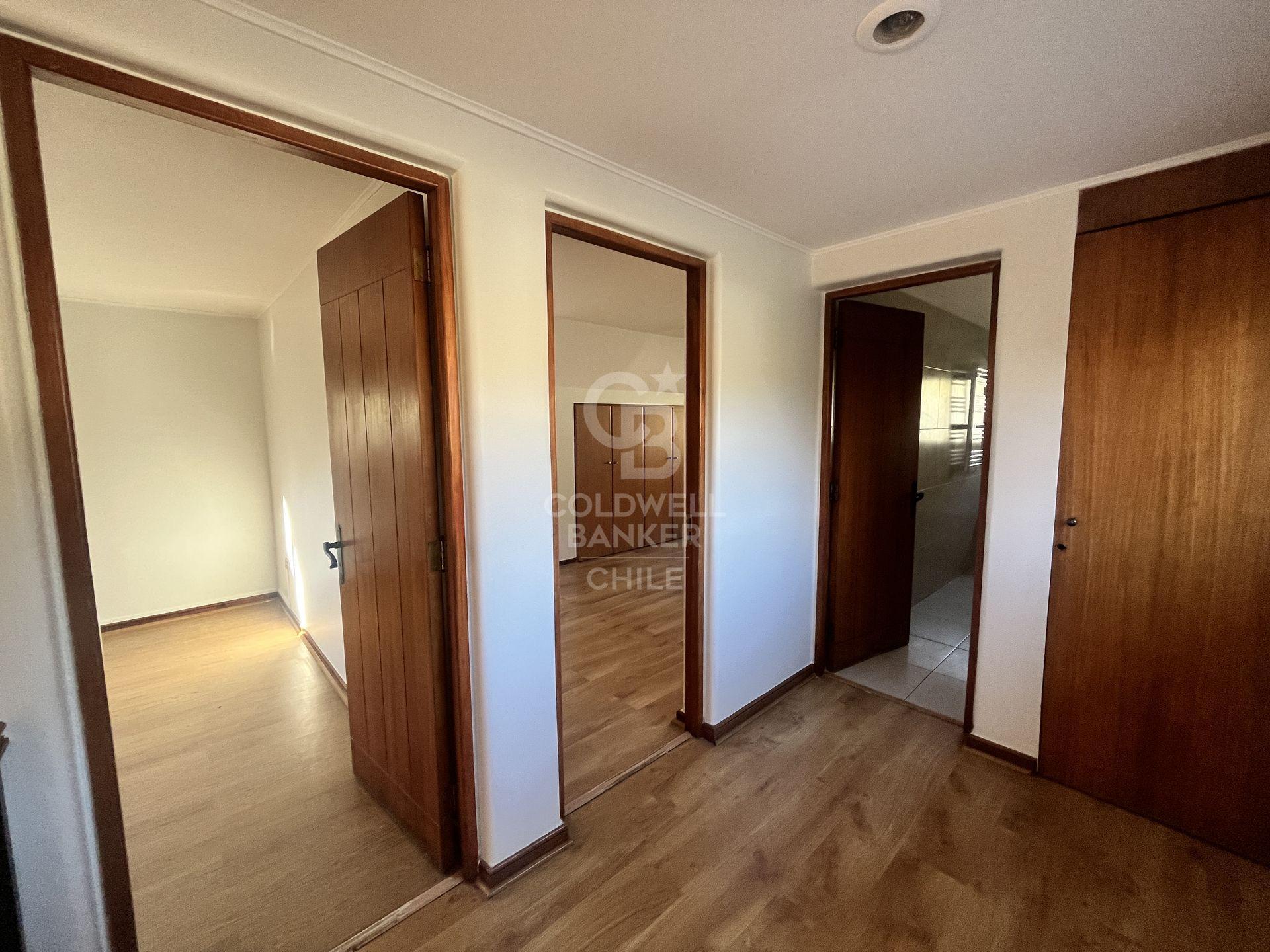 Lo Barnechea, Chile, 6 Bedrooms Bedrooms, ,6 BathroomsBathrooms,Residential,For Sale,1838824