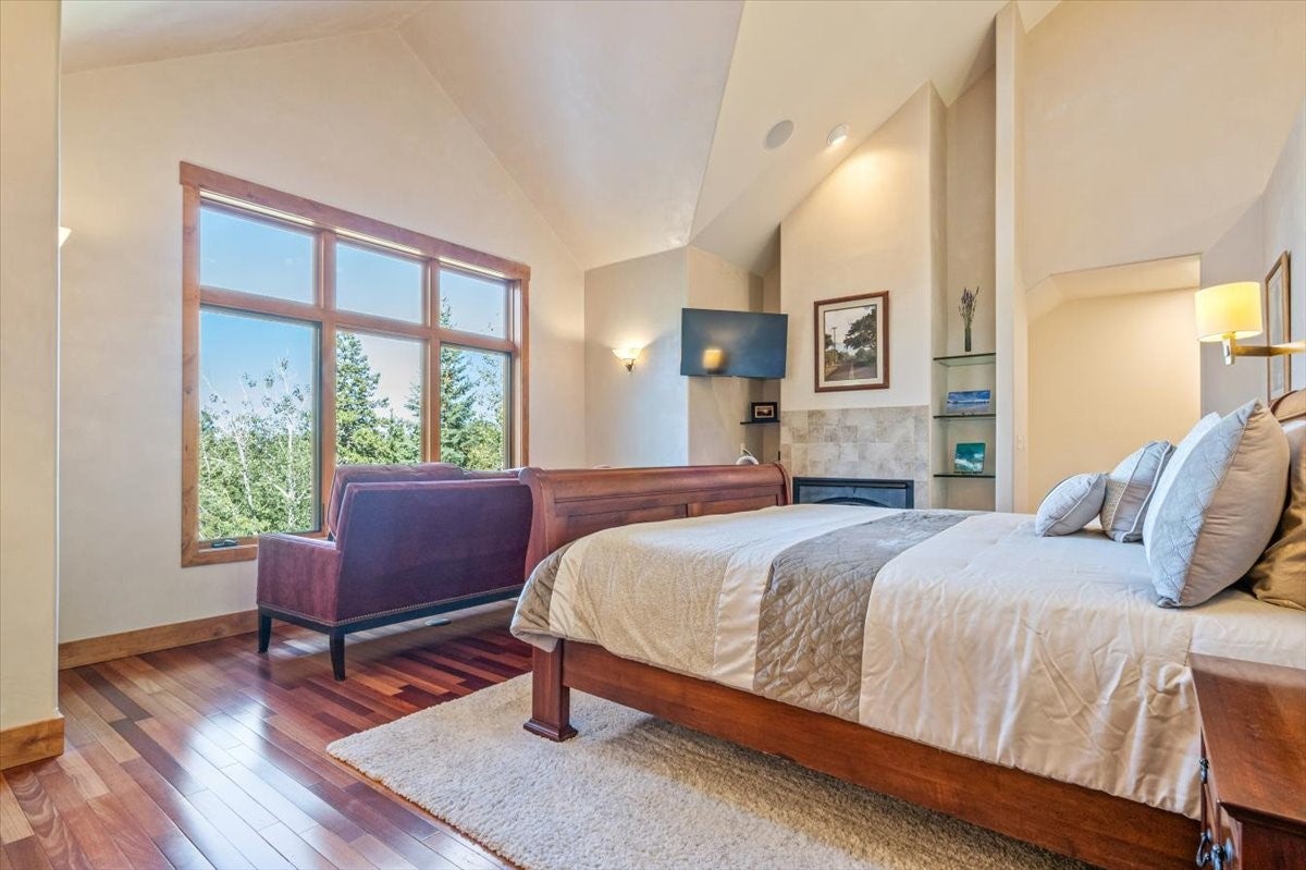 Clancy, Montana, 59634, United States, 6 Bedrooms Bedrooms, ,5 BathroomsBathrooms,Residential,For Sale,1873825