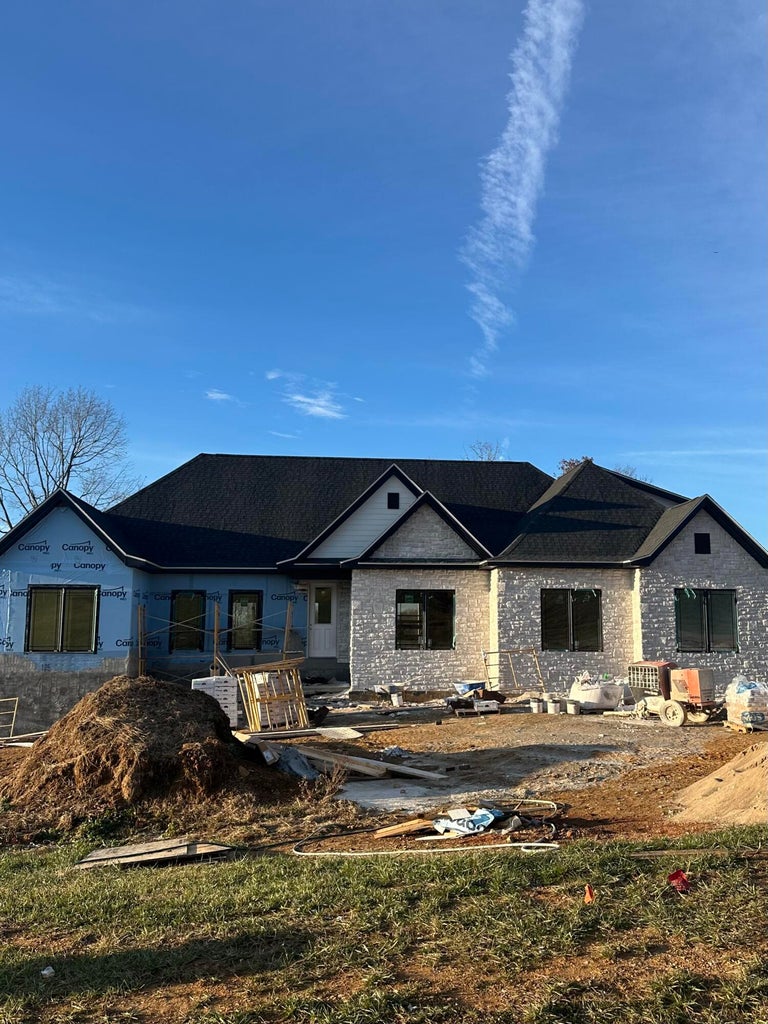 Somerset, Kentucky, 42503, United States, 5 Bedrooms Bedrooms, ,5 BathroomsBathrooms,Residential,For Sale,2005905