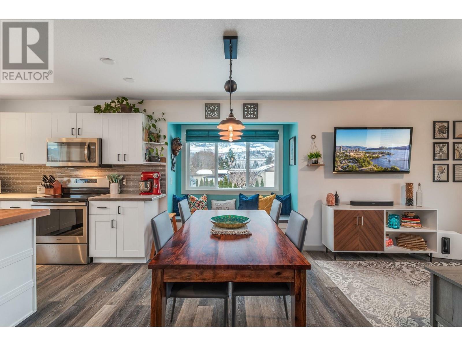 KELOWNA, British Columbia, V1X 2H2, CA, 3 Bedrooms Bedrooms, ,3 BathroomsBathrooms,Residential,For Sale,1839234