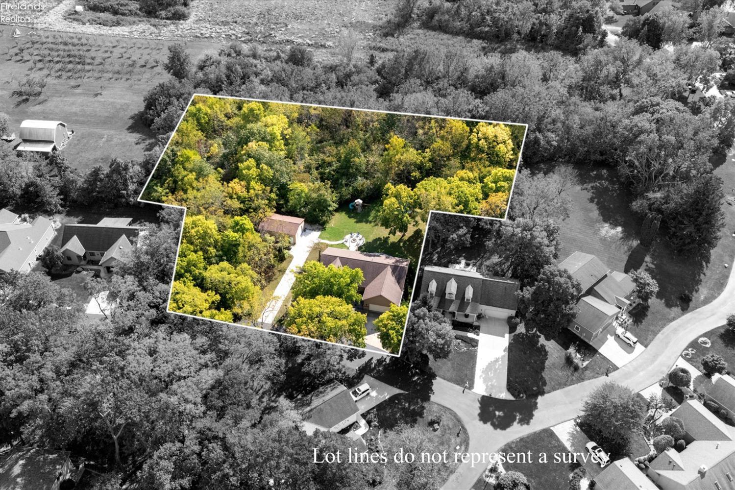 Port Clinton, Ohio, 43452, United States, 3 Bedrooms Bedrooms, ,3 BathroomsBathrooms,Residential,For Sale,1976751