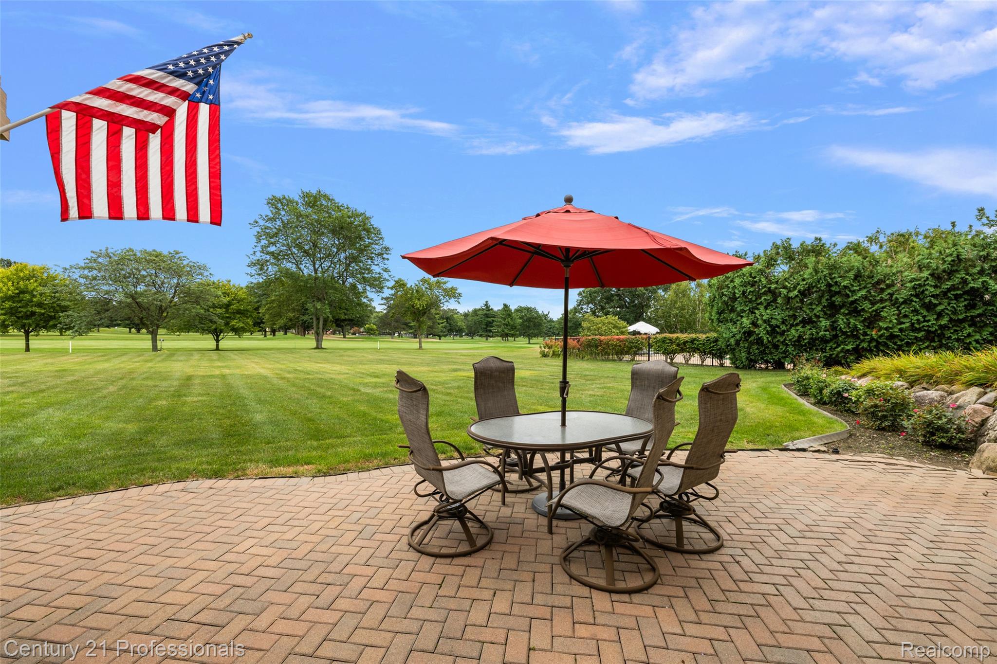 GrandBlanc, Michigan, 48439, United States, 4 Bedrooms Bedrooms, ,5 BathroomsBathrooms,Residential,For Sale,1980457