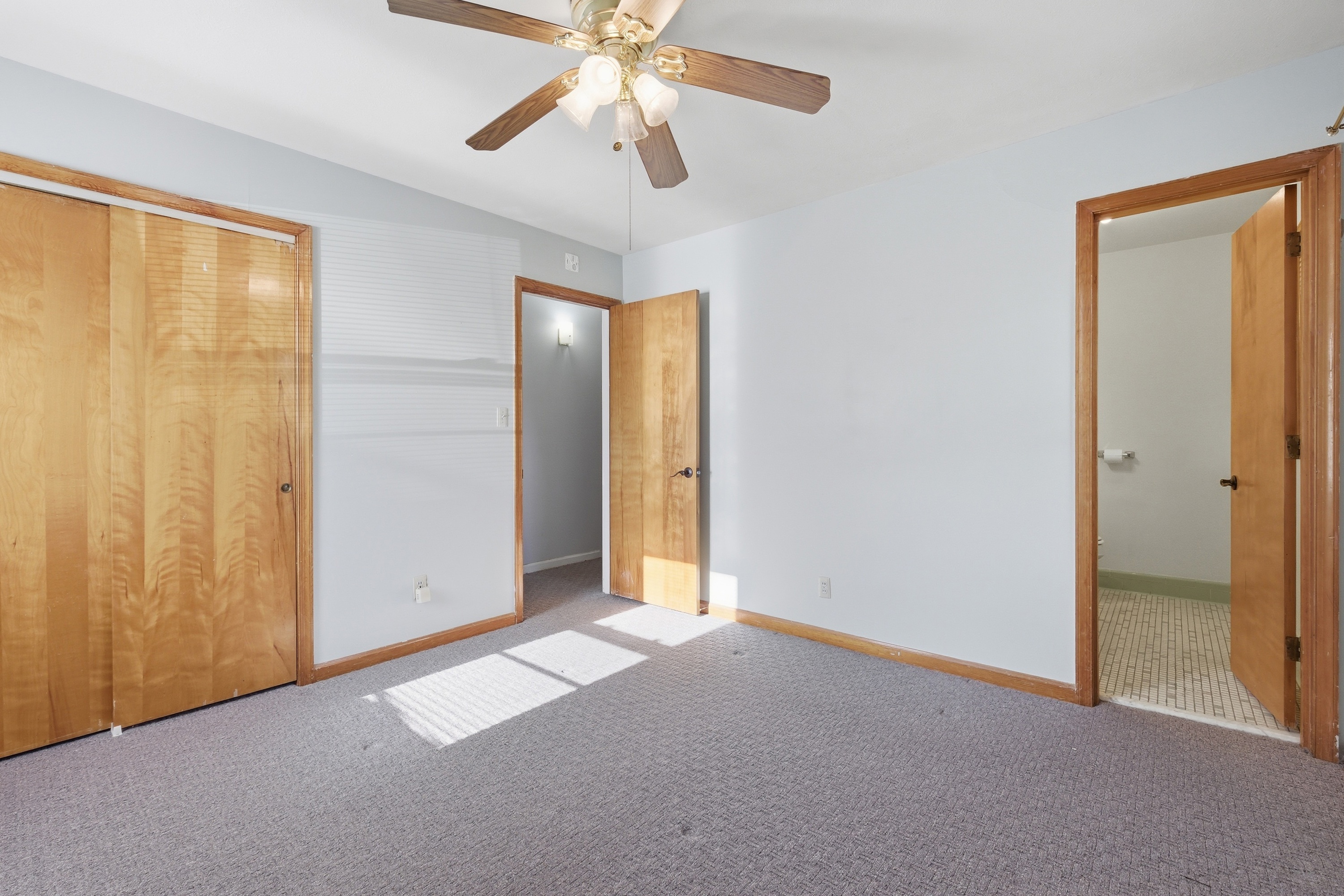  7003 Sunny Vale Way, Louisville, KY 40272 - 物件實景