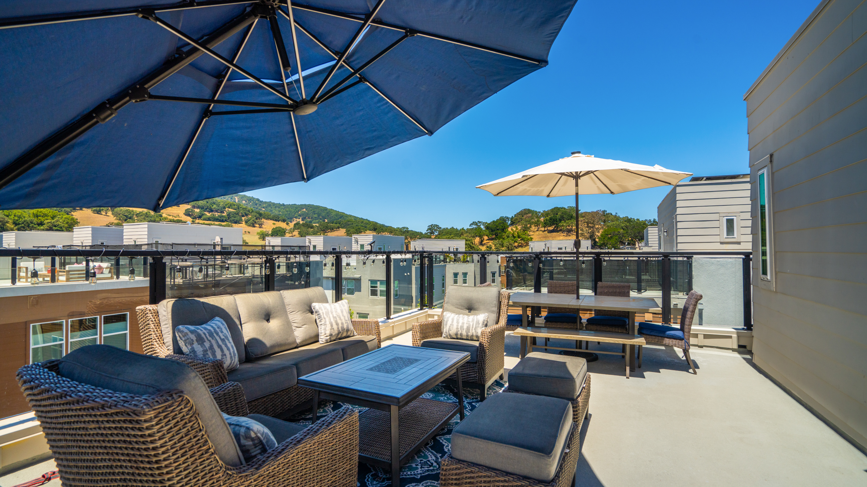  Modern Townhome in Novato - 物件實景