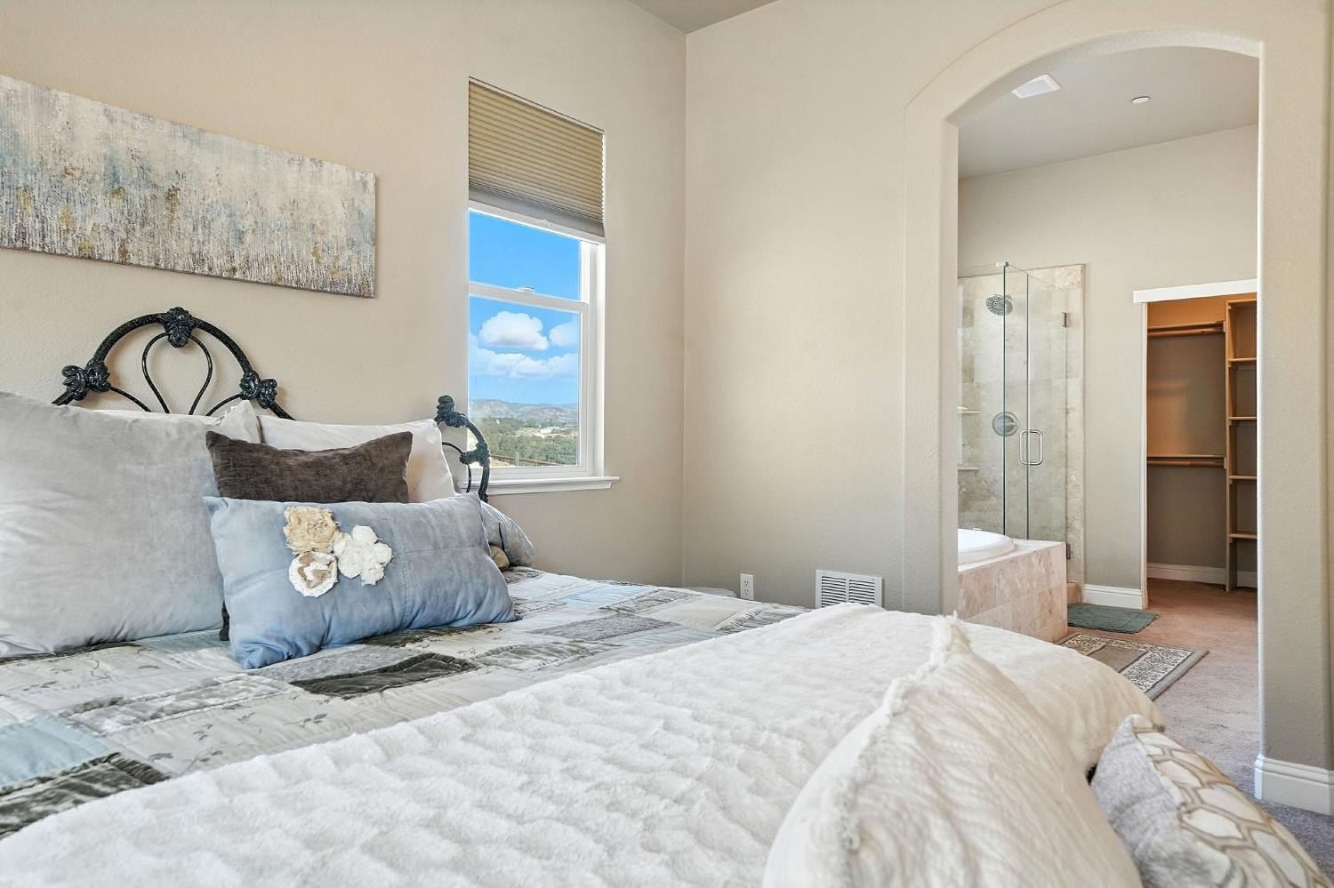 Valley Springs, California, 95252, United States, 3 Bedrooms Bedrooms, ,2 BathroomsBathrooms,Residential,For Sale,1943125