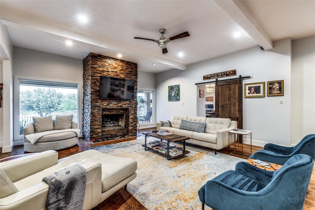Dallas, Texas, 75228, United States, 4 Bedrooms Bedrooms, ,3 BathroomsBathrooms,Residential,For Sale,1888632