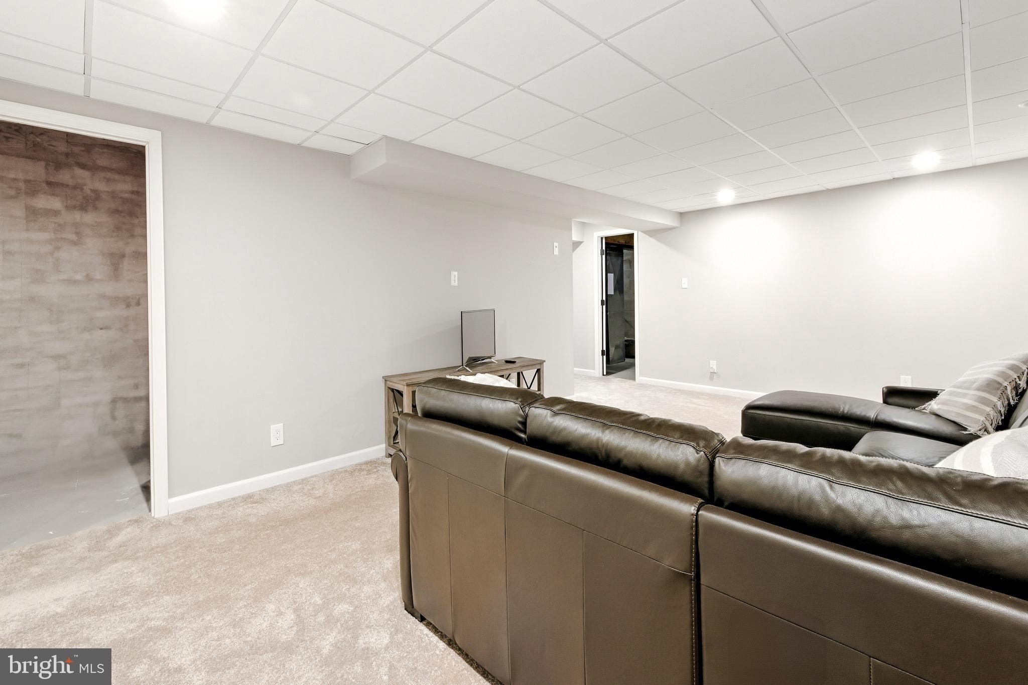 MICKLETON, New Jersey, 08056, United States, 3 Bedrooms Bedrooms, ,2 BathroomsBathrooms,Residential,For Sale,1937968