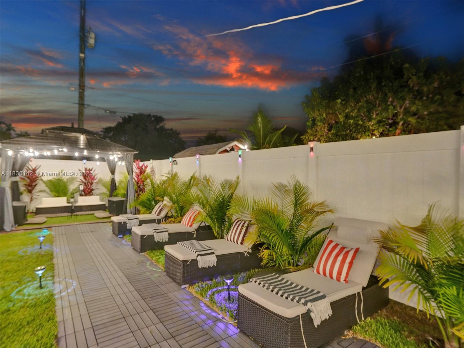 Hollywood, Florida, 33019, United States, 3 Bedrooms Bedrooms, ,2 BathroomsBathrooms,Residential,For Sale,1898660