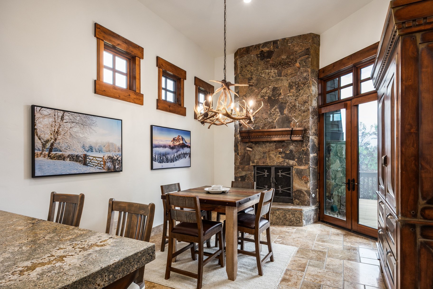  Spacious Glenwild Home with Resort Views, Private Guest Suite and Expansive Yard - 物件實景