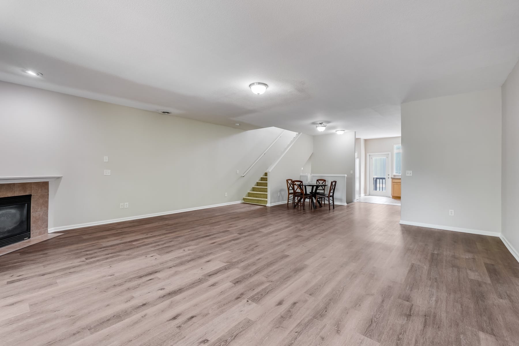  2106 CHARLIE CT Forest Grove, OR 97116 - 物件實景