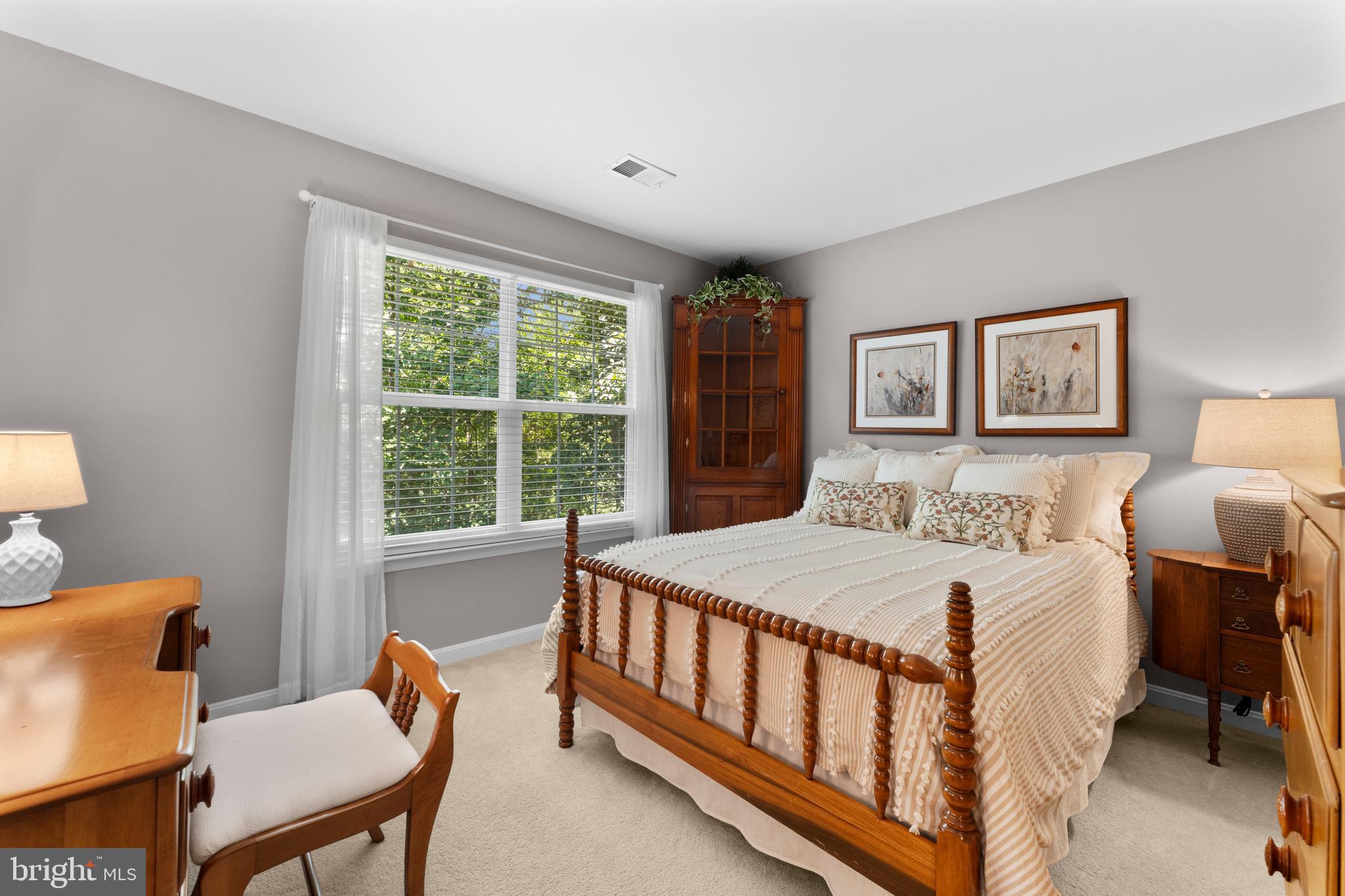 Jeffersonton, Virginia, 22724, United States, 5 Bedrooms Bedrooms, ,4 BathroomsBathrooms,Residential,For Sale,1935978
