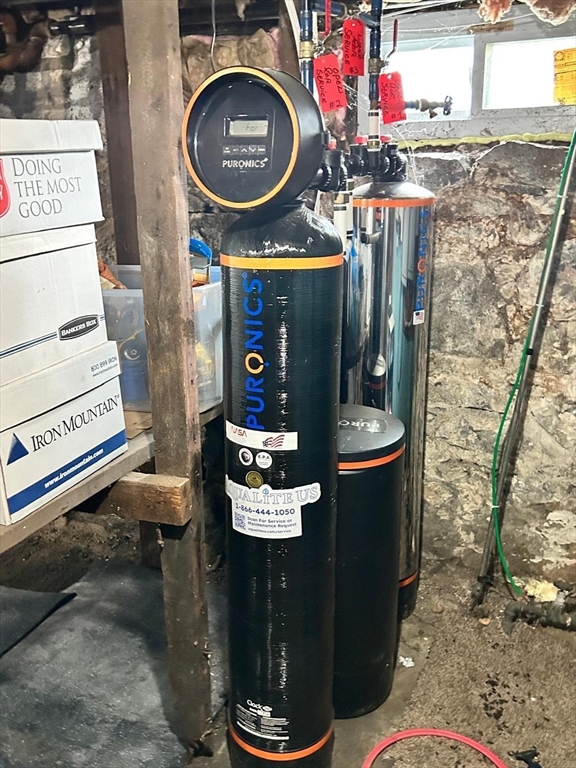 Lynn, Massachusetts, 01902, United States, 9 Bedrooms Bedrooms, ,3 BathroomsBathrooms,Residential,For Sale,1989600