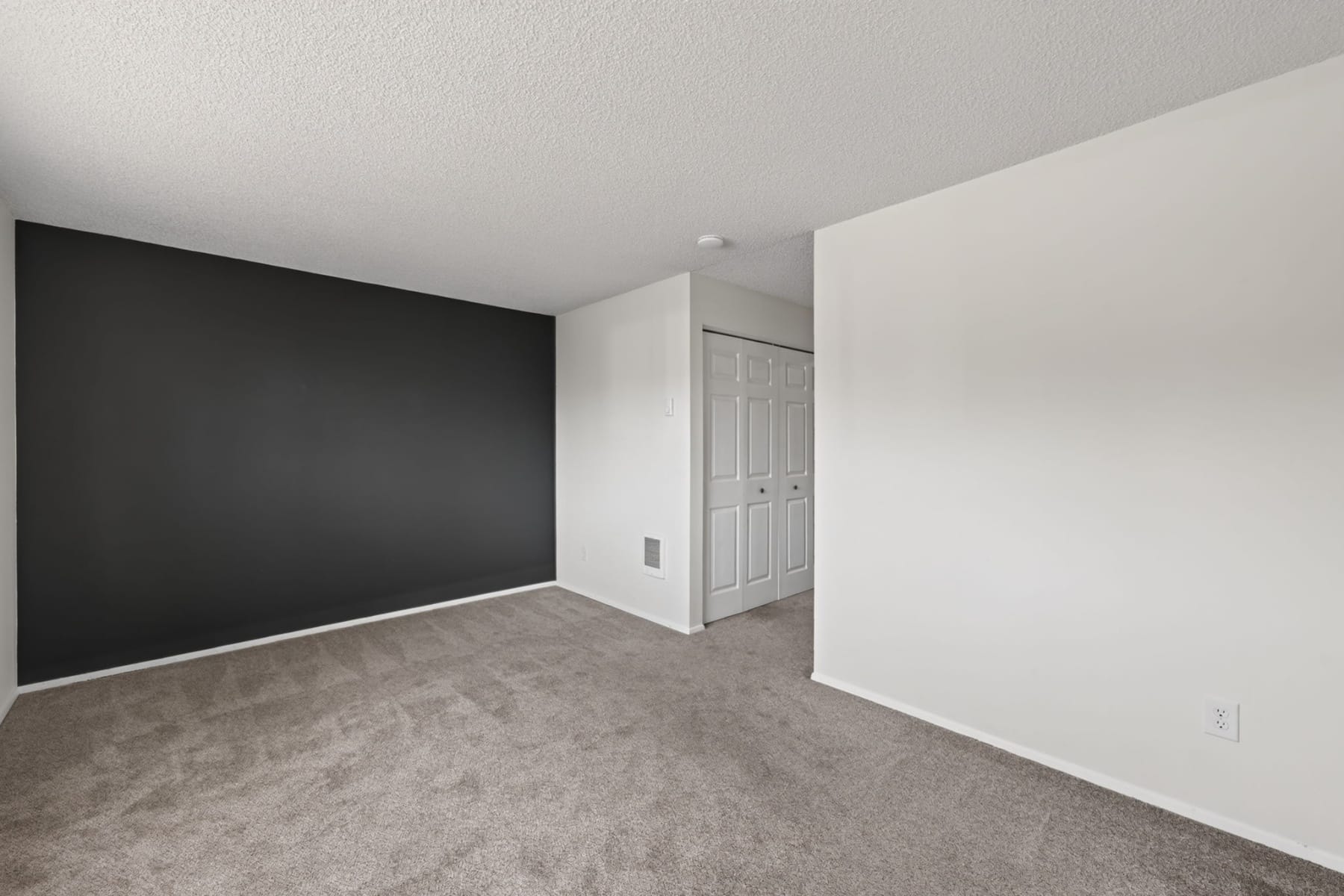  897 E Desperado Trail #UNIT 102 Sisters, OR 97759 - 物件實景