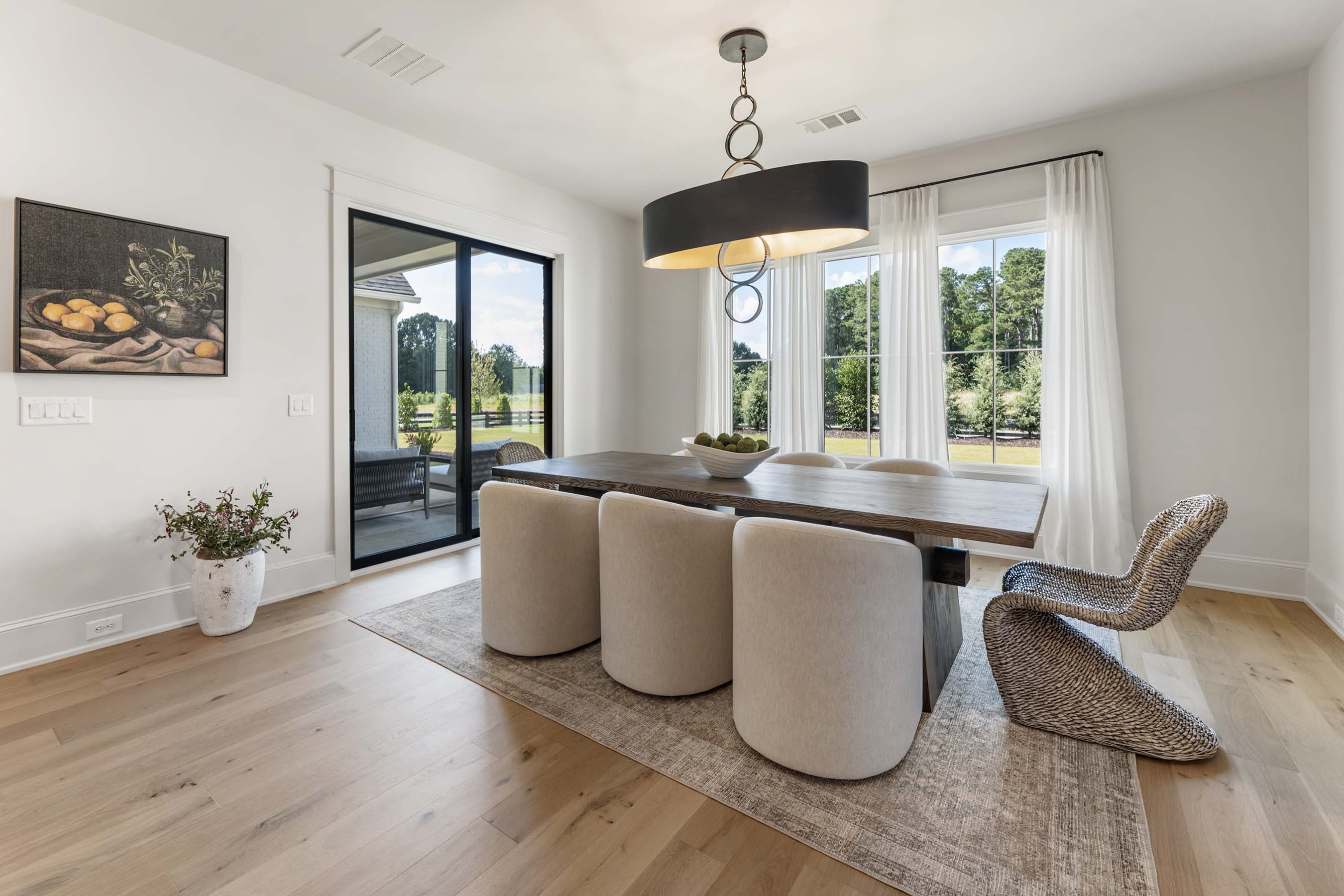  Home Offers a Rare Combination of Sophistication and Livability - 物件實景