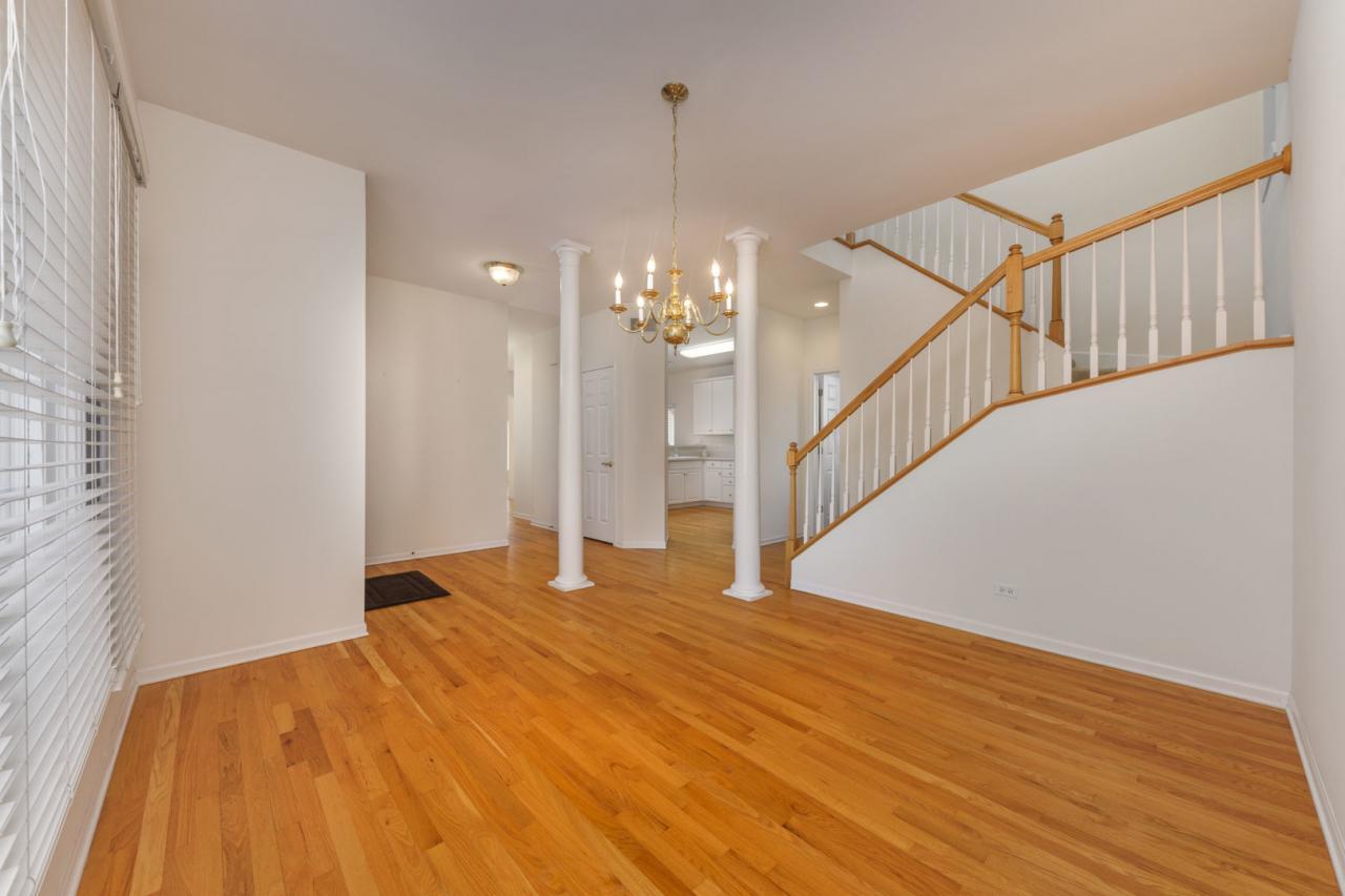 2353 Woodglen Drive, Aurora, Illinois, 60502, United States, 3 Bedrooms Bedrooms, ,3 BathroomsBathrooms,Residential,For Sale,2353 Woodglen Drive,1682401