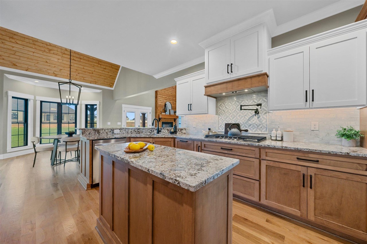 Franklin, Kentucky, 42134, United States, 3 Bedrooms Bedrooms, ,3 BathroomsBathrooms,Residential,For Sale,1988354