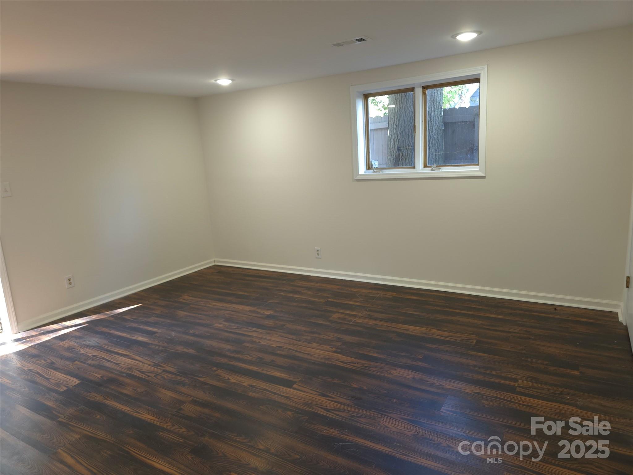 Salisbury, North Carolina, 28144, United States, 5 Bedrooms Bedrooms, ,3 BathroomsBathrooms,Residential,For Sale,1955338