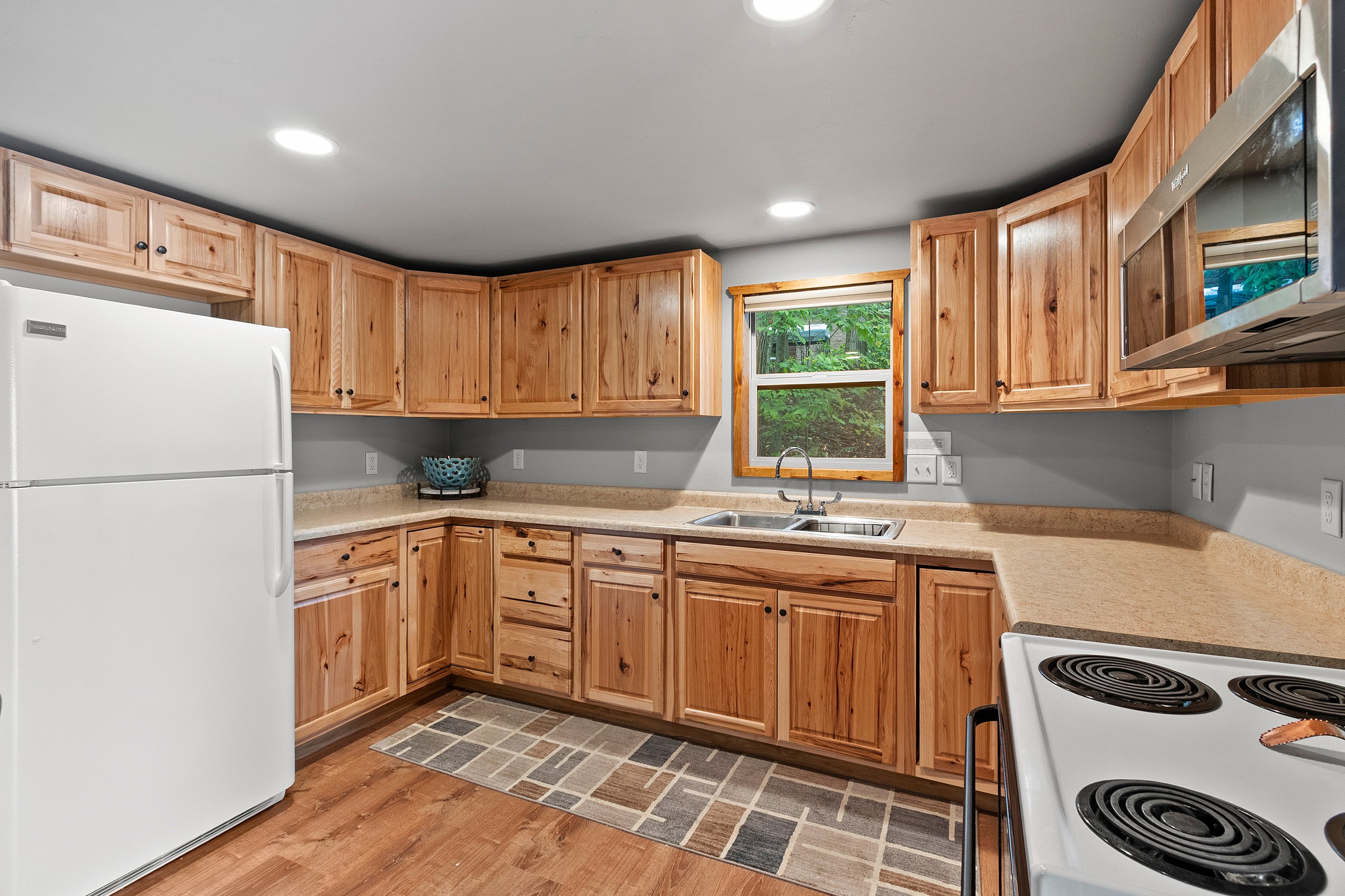 Lakewood, Wisconsin, 54138, United States, 3 Bedrooms Bedrooms, ,1 BathroomBathrooms,Residential,For Sale,1948310