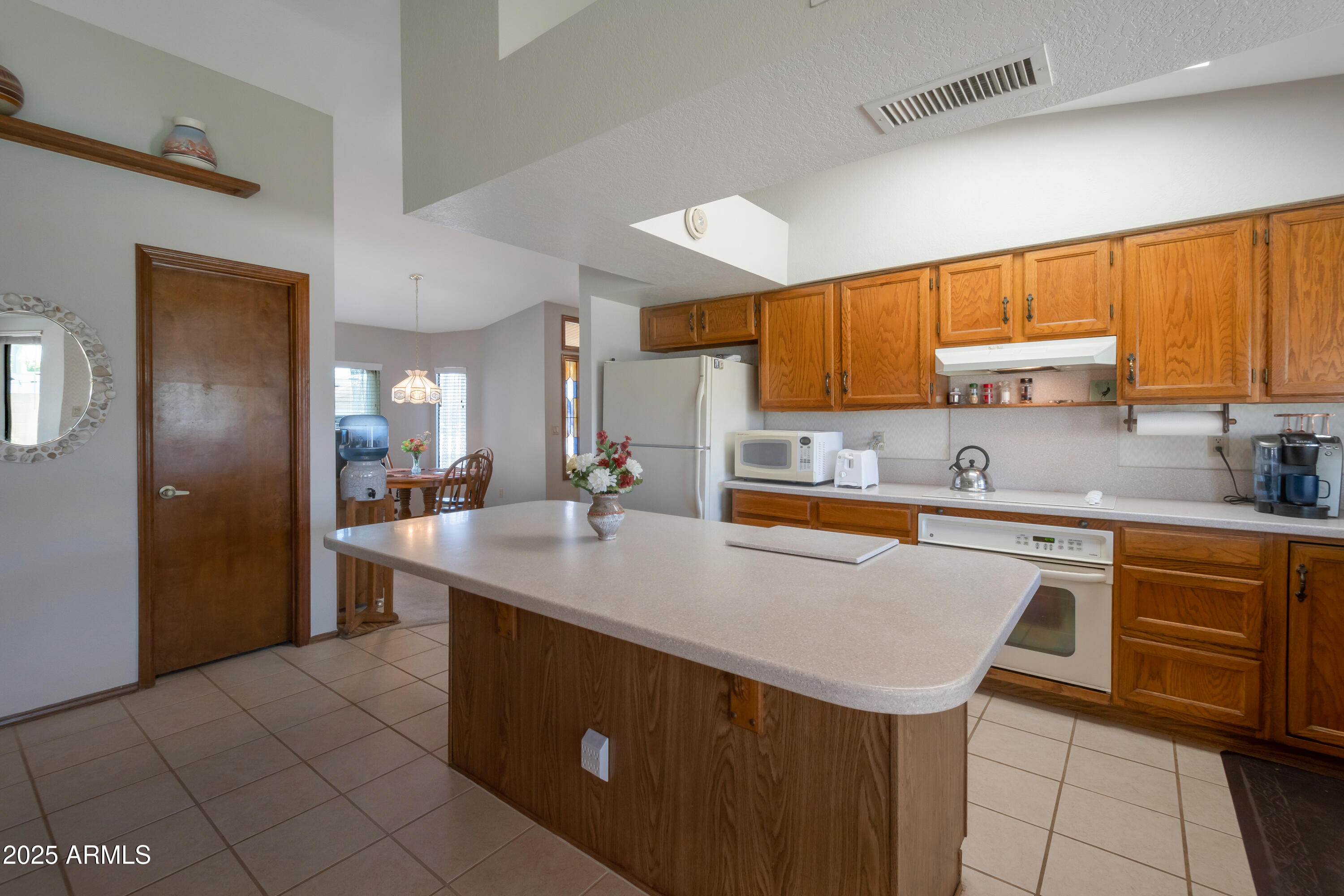 Phoenix, Arizona, 85027, United States, 3 Bedrooms Bedrooms, ,Residential,For Sale,1875715
