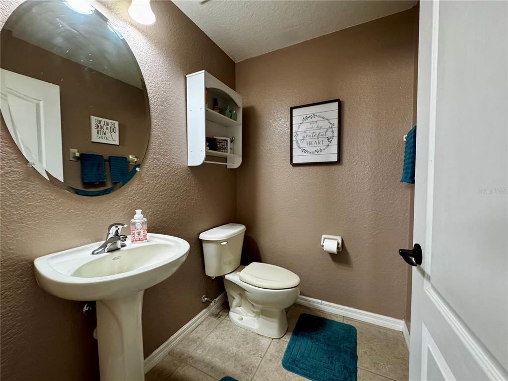 Venice, Florida, 34292, United States, 4 Bedrooms Bedrooms, ,3 BathroomsBathrooms,Residential,For Sale,1897383