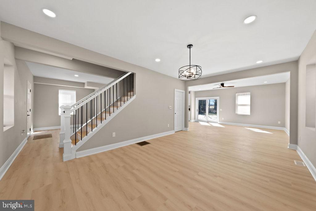 Cinnaminson, New Jersey, 08077, United States, 5 Bedrooms Bedrooms, ,4 BathroomsBathrooms,Residential,For Sale,2032212