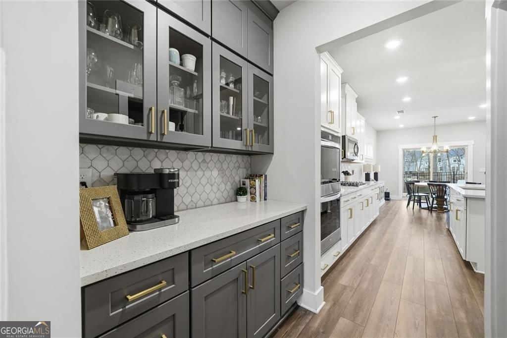 Woodstock, Georgia, 30188, United States, 5 Bedrooms Bedrooms, ,3 BathroomsBathrooms,Residential,For Sale,2006573