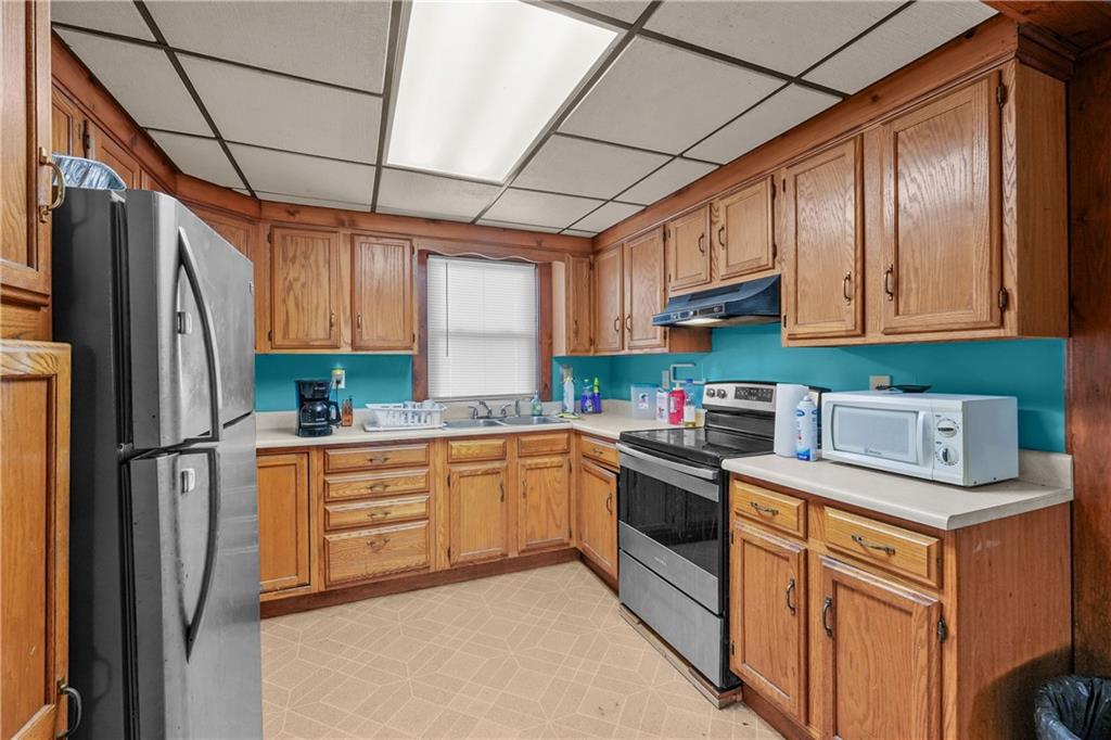 Pawtucket, Rhode Island, 02861, United States, 4 Bedrooms Bedrooms, ,2 BathroomsBathrooms,Residential,For Sale,1880666