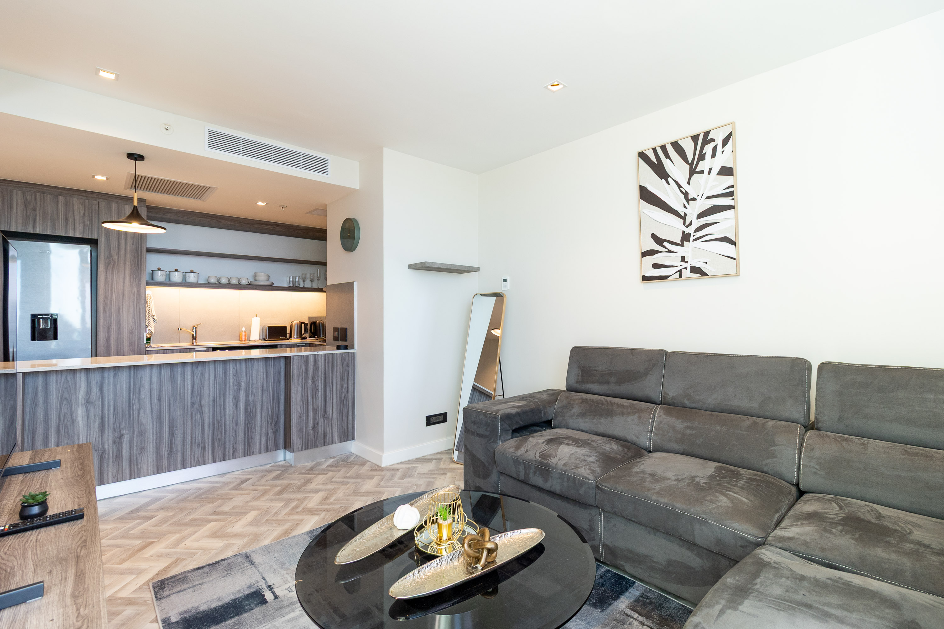  1504  Foreshore Place - 物件實景
