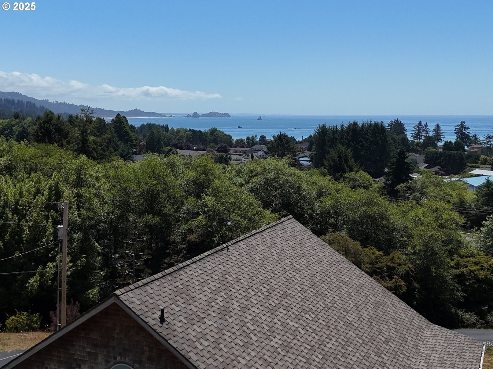 Brookings, Oregon, 97415, United States, 2 Bedrooms Bedrooms, ,1 BathroomBathrooms,Residential,For Sale,1975995