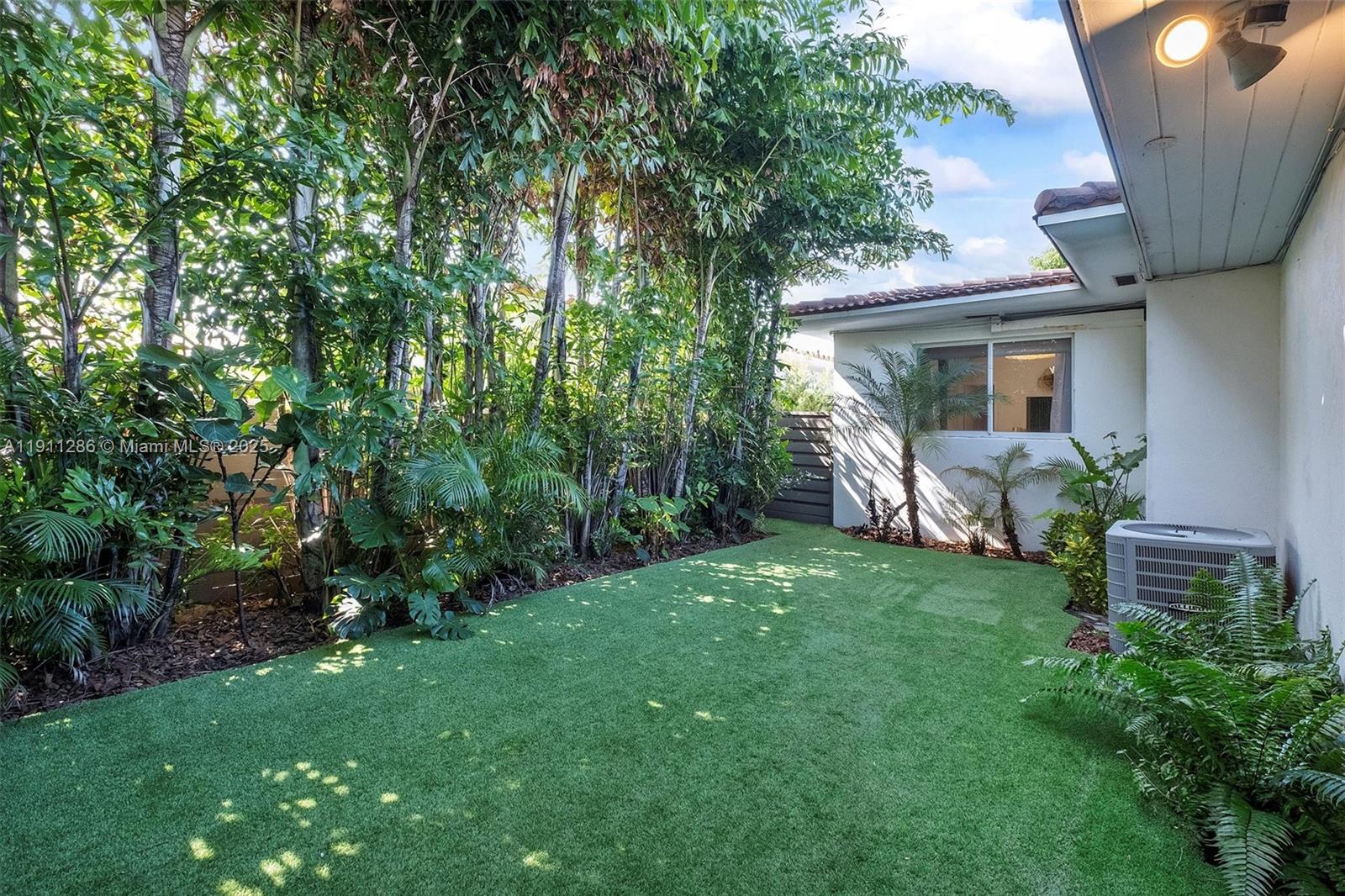 Surfside, Florida, 33154, United States, 3 Bedrooms Bedrooms, ,2 BathroomsBathrooms,Residential,For Sale,1991732