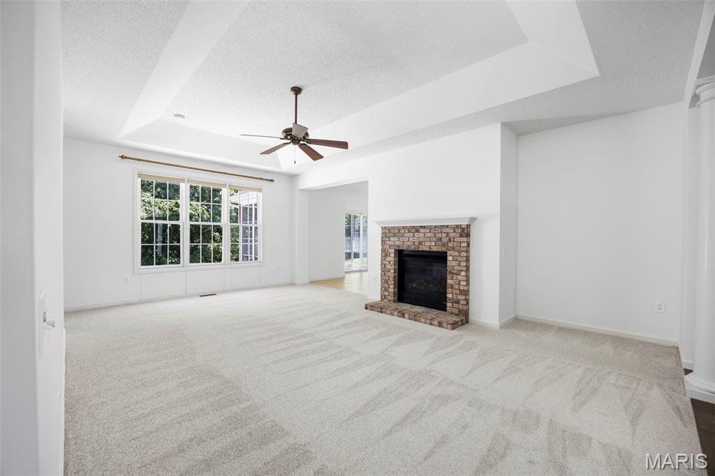 Lake St Louis, Missouri, 63367, United States, 2 Bedrooms Bedrooms, ,2 BathroomsBathrooms,Residential,For Sale,1901912