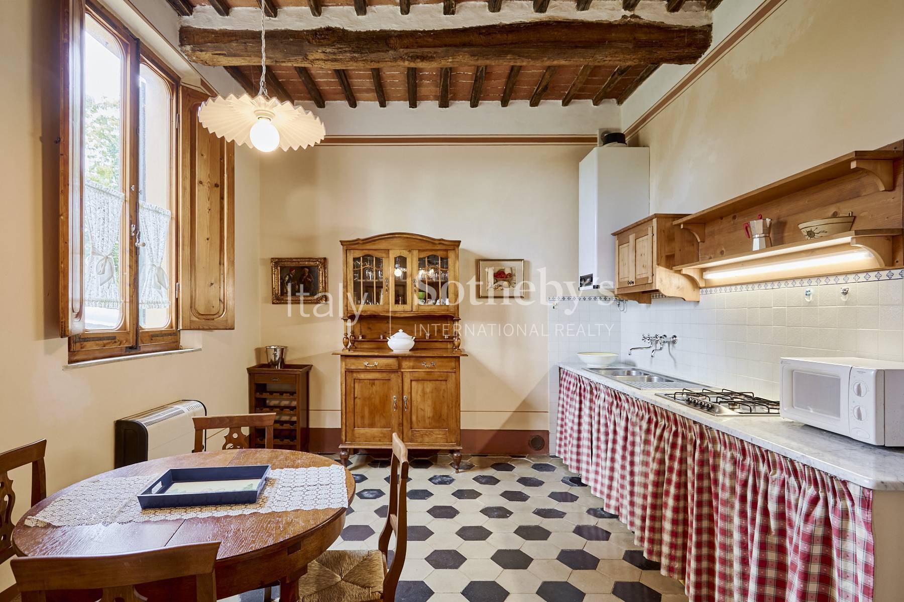  Charming villa with a private lake in Montepulciano - 物件實景