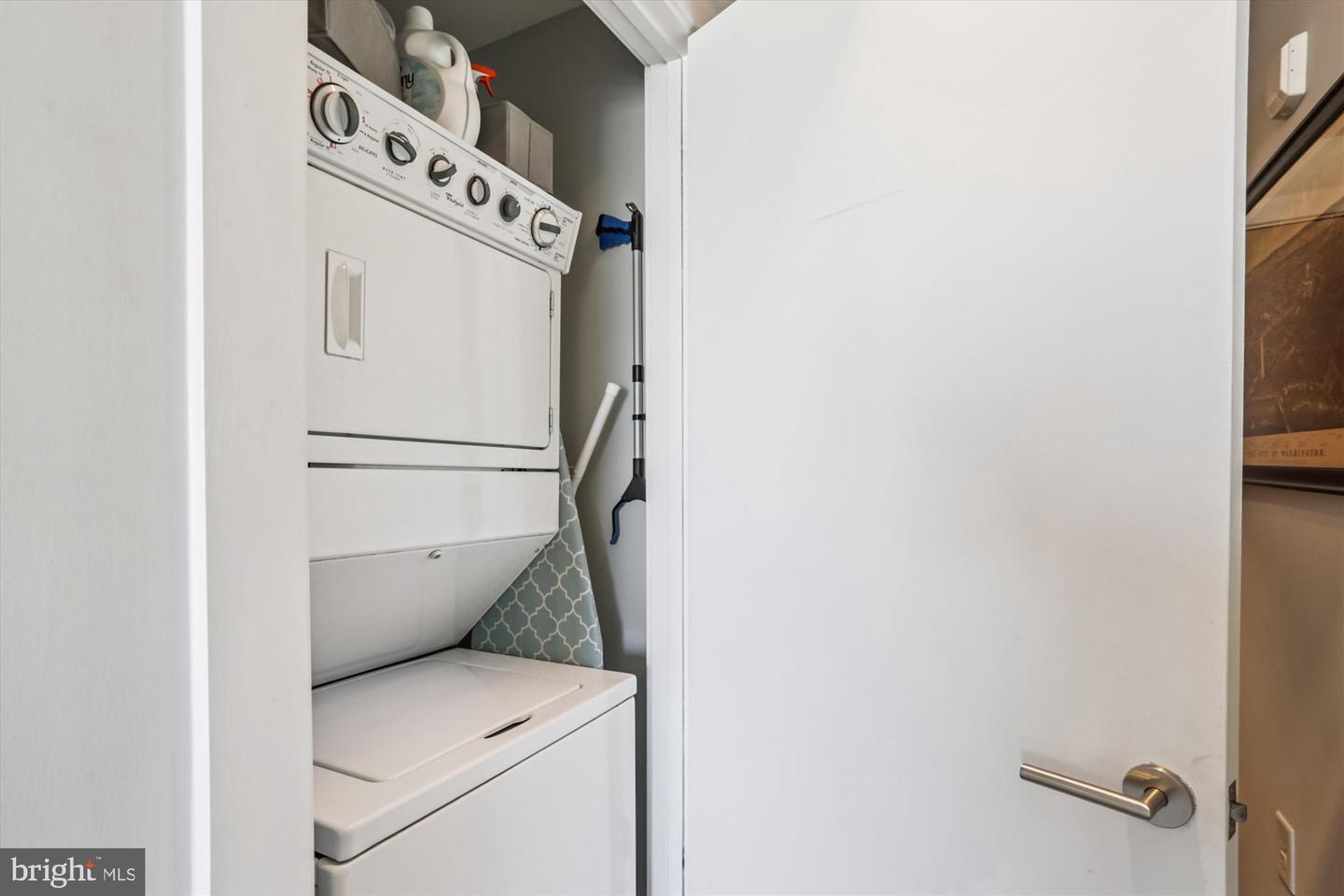 Washington, District of Columbia, 20009, United States, 1 Bedroom Bedrooms, ,1 BathroomBathrooms,Residential,For Sale,1906847