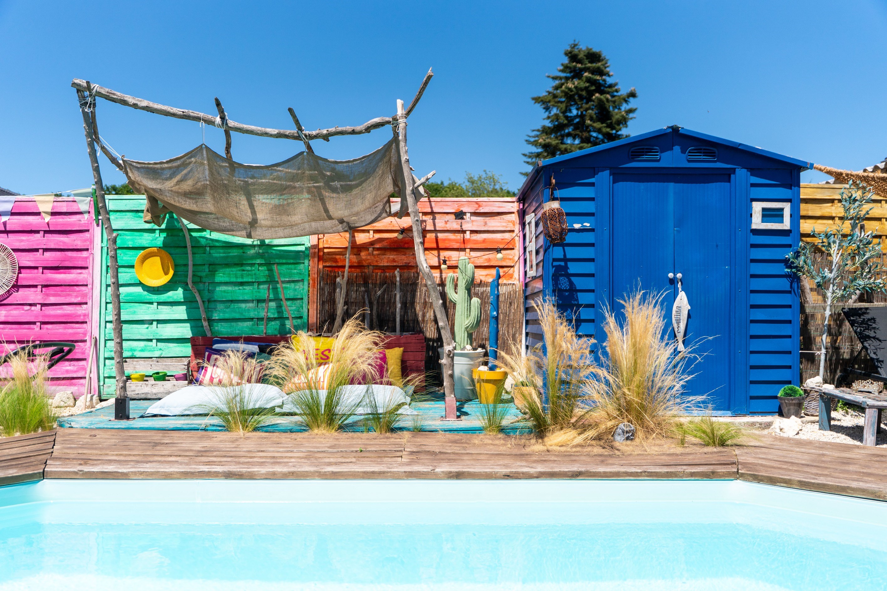  CHARMING BOHEMIAN-CHIC ESTATE – GUEST HOUSE BUSINESS WITH COTTAGES AND POOL, 6 … - 物件實景